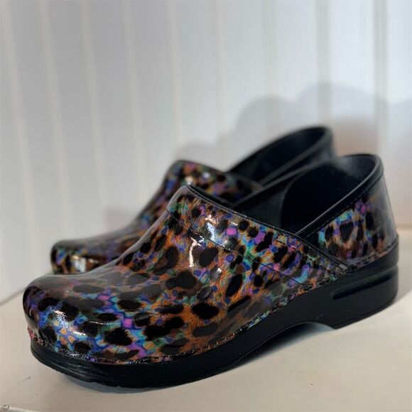 Dansko Professional Leopard Iridescent Patent Leather Clogs Sz 39 Euro US 8.5-9 - Picture 5 of 10